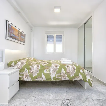 Monte Sancha Apartment